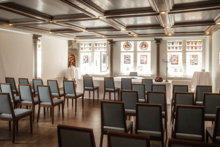 leerer Saal des Zivilstandsamts, Zunft zur Waag